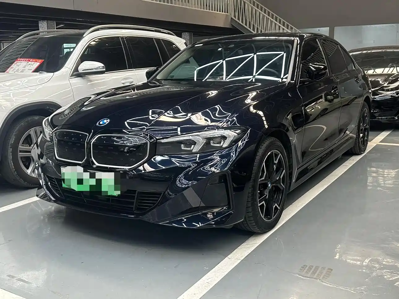 BMW i3 2023 eDrive 40 L Shadow Night Sport Package