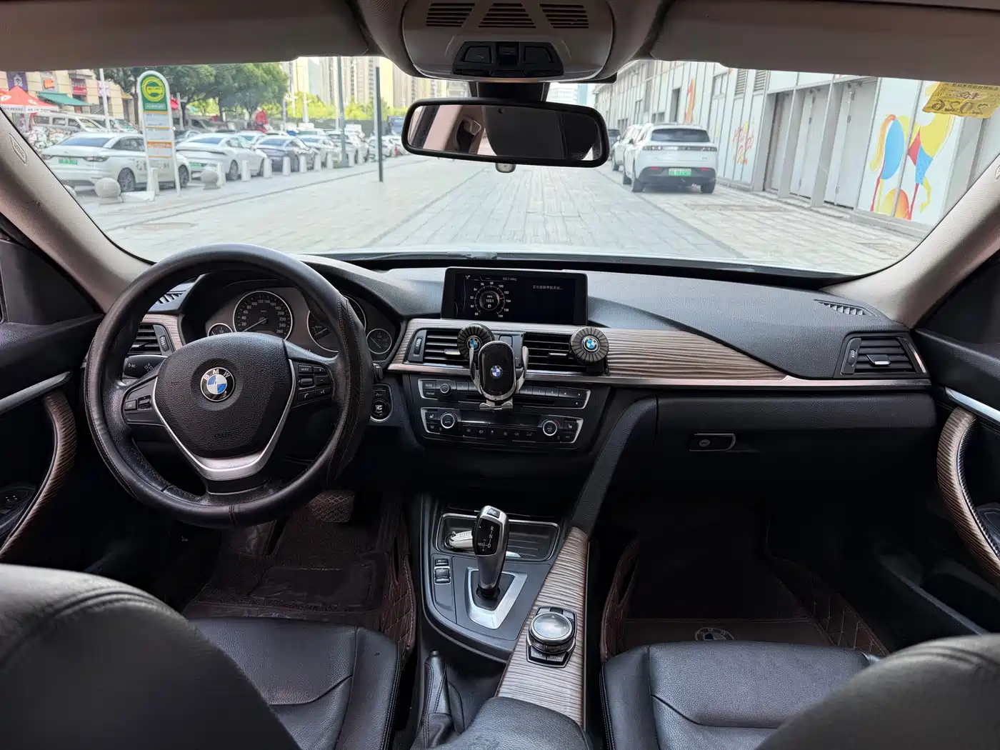BMW 3 Series GT 2014 2014 320i Design Package