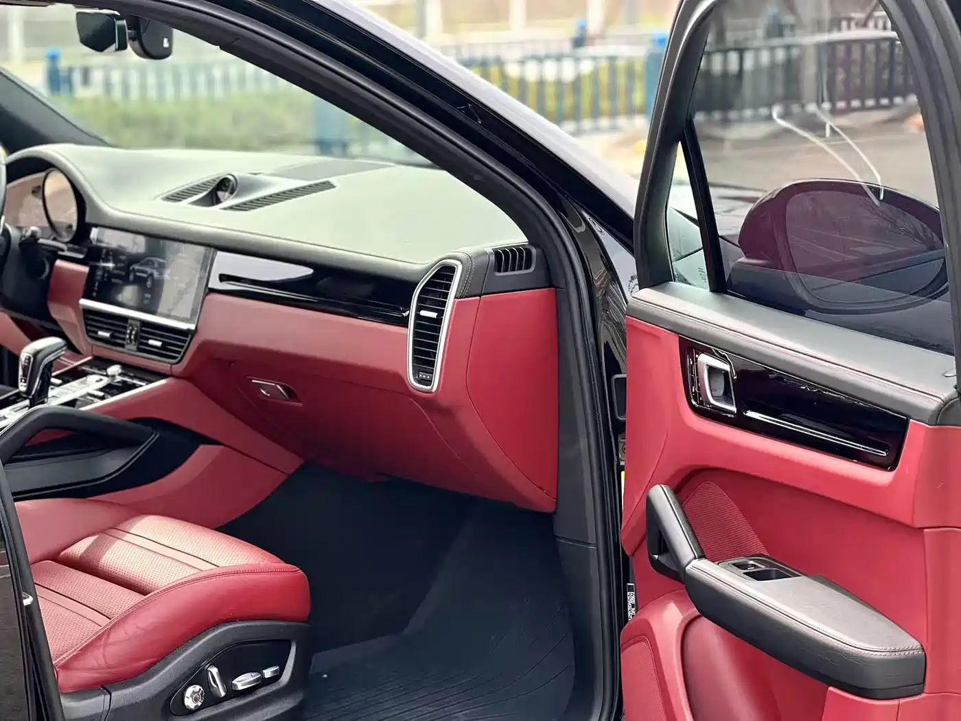 PORSCHE CAYENNE NEW ENERGY