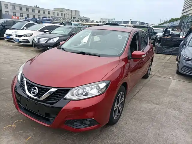  Nissan Tiida 2016 1.6L CVT Smart Edition