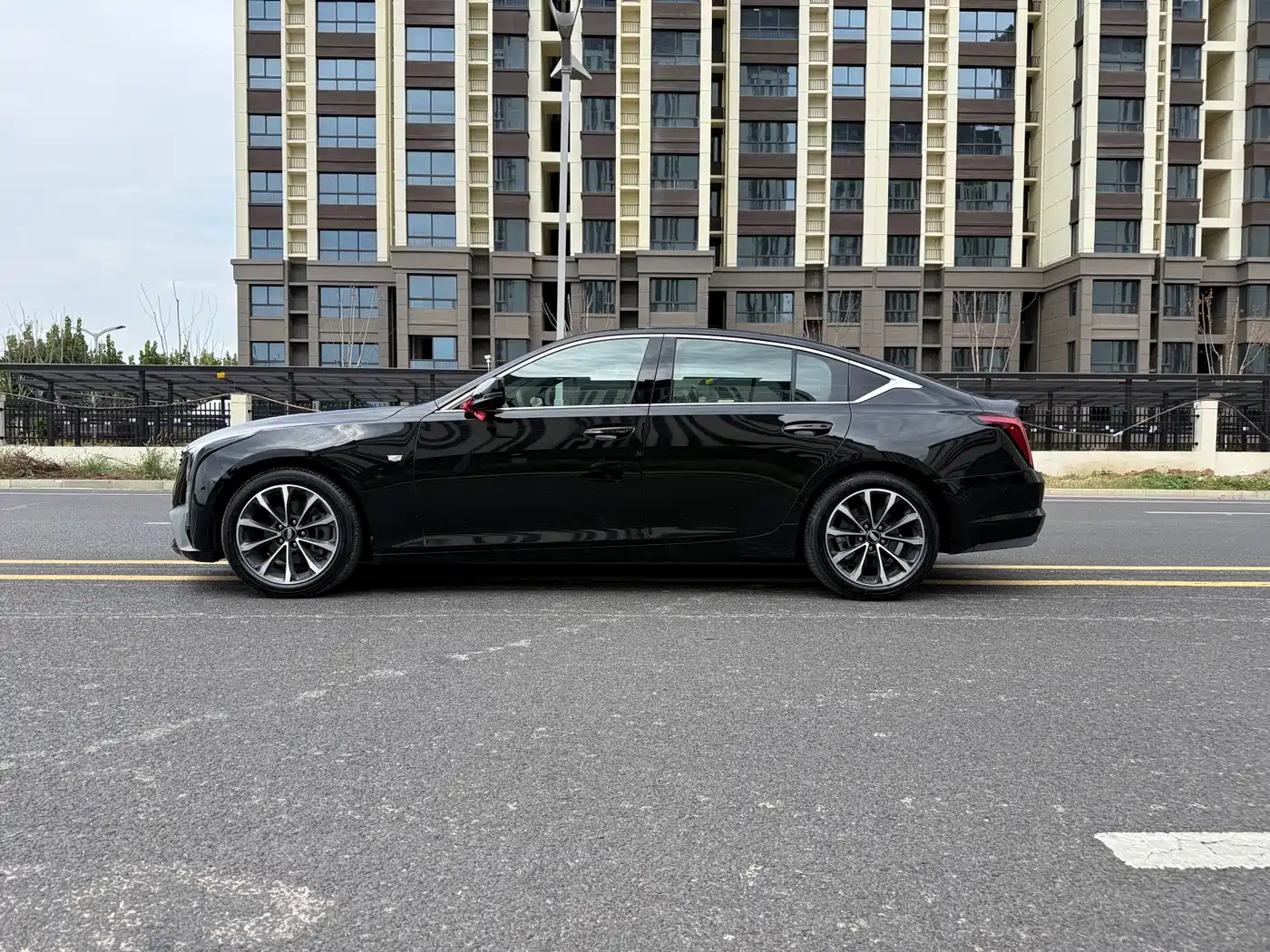 Cadillac CT5 2026 2025 Model 28T Urban Sport Edition