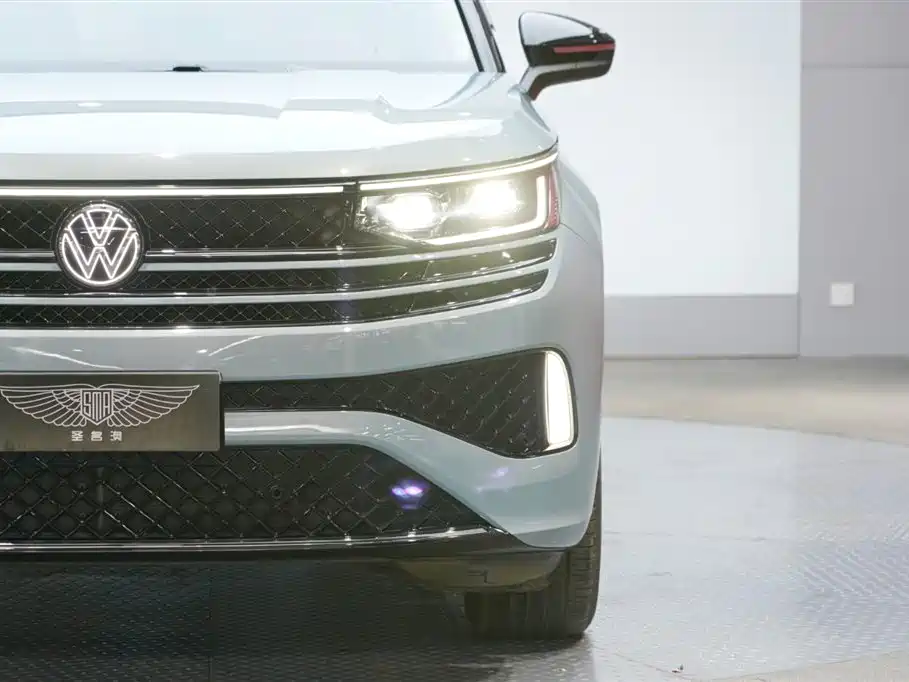 Volkswagen Talagon 2023 380TSI 4WD R-Line Touring Edition фото 5
