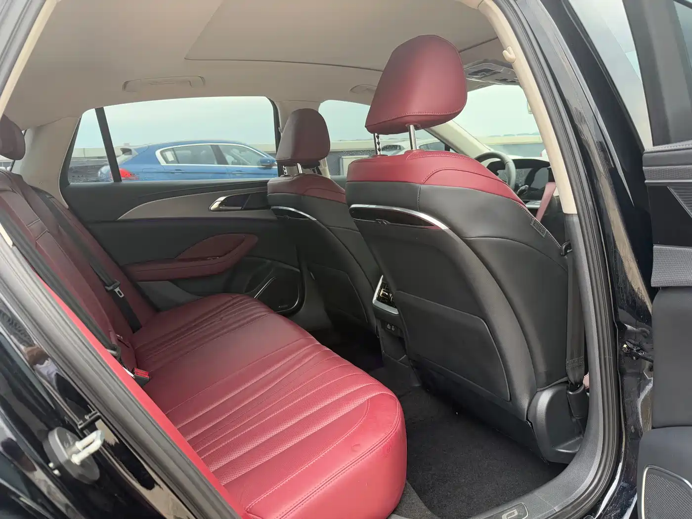 Hongqi H5 2023 2.0T Auto Smart Connect Flag Comfort фото 10