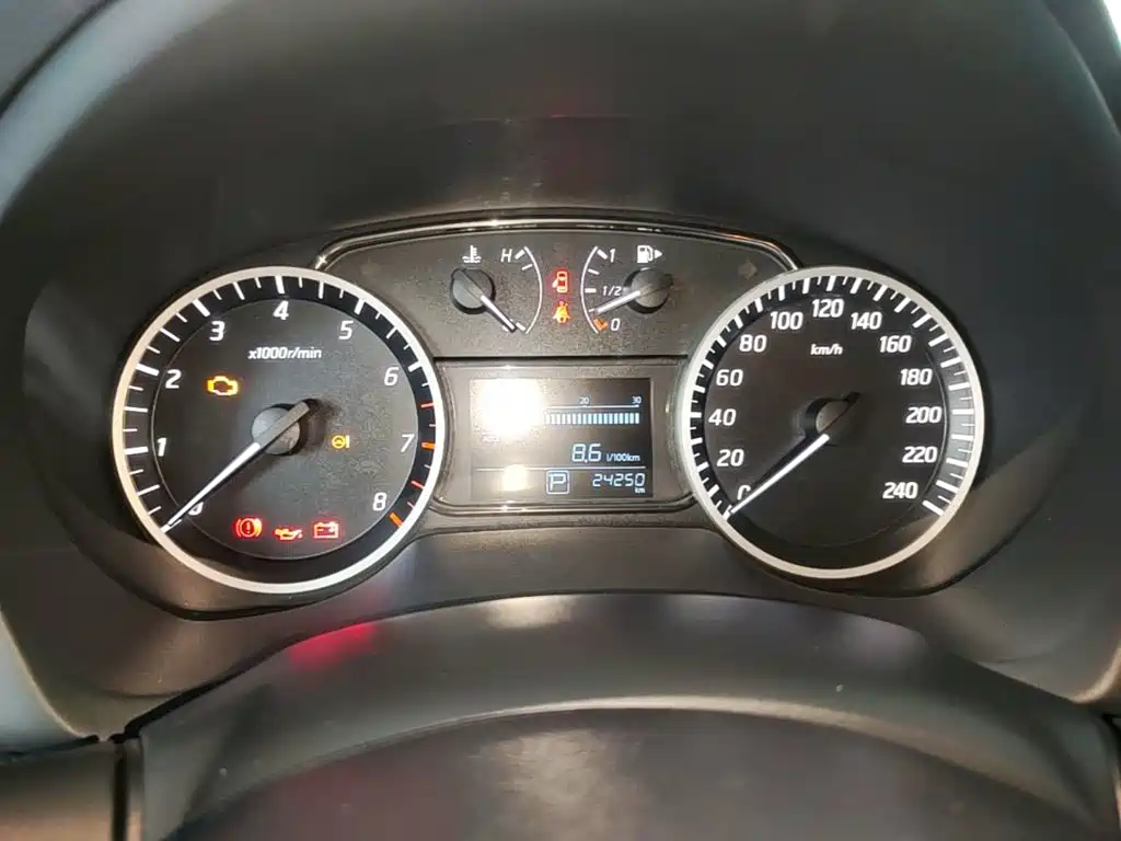 Nissan SYLPHY, миниатюра 12