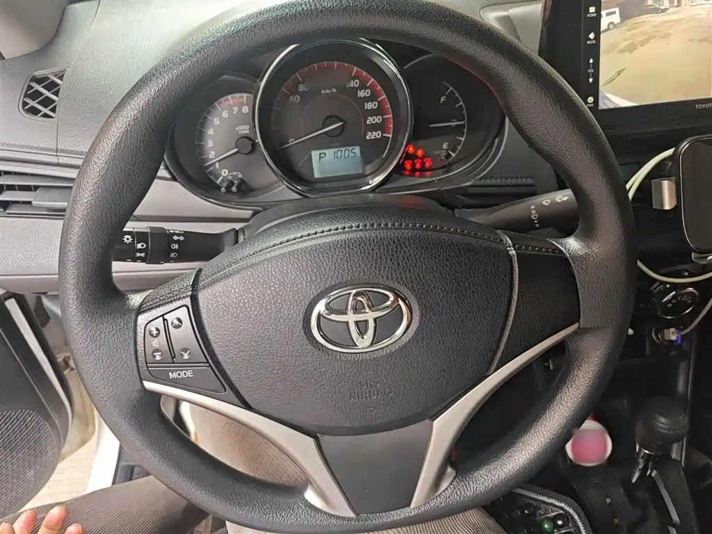Toyota Vios 2022 1.5L 20th Anniversary Edition фото 3
