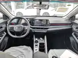 Фото 10 - Geely Binrui