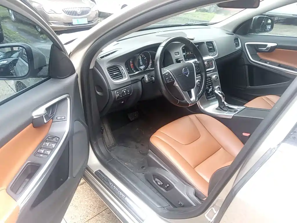 Volvo S60 2017 2016 S60L T4 Wisdom Edition