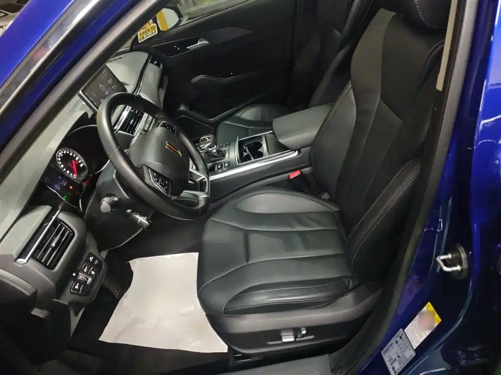 Hongqi H5 2020 1.8T Automatic Smart Connection Qi Rhythm Edition фото 8