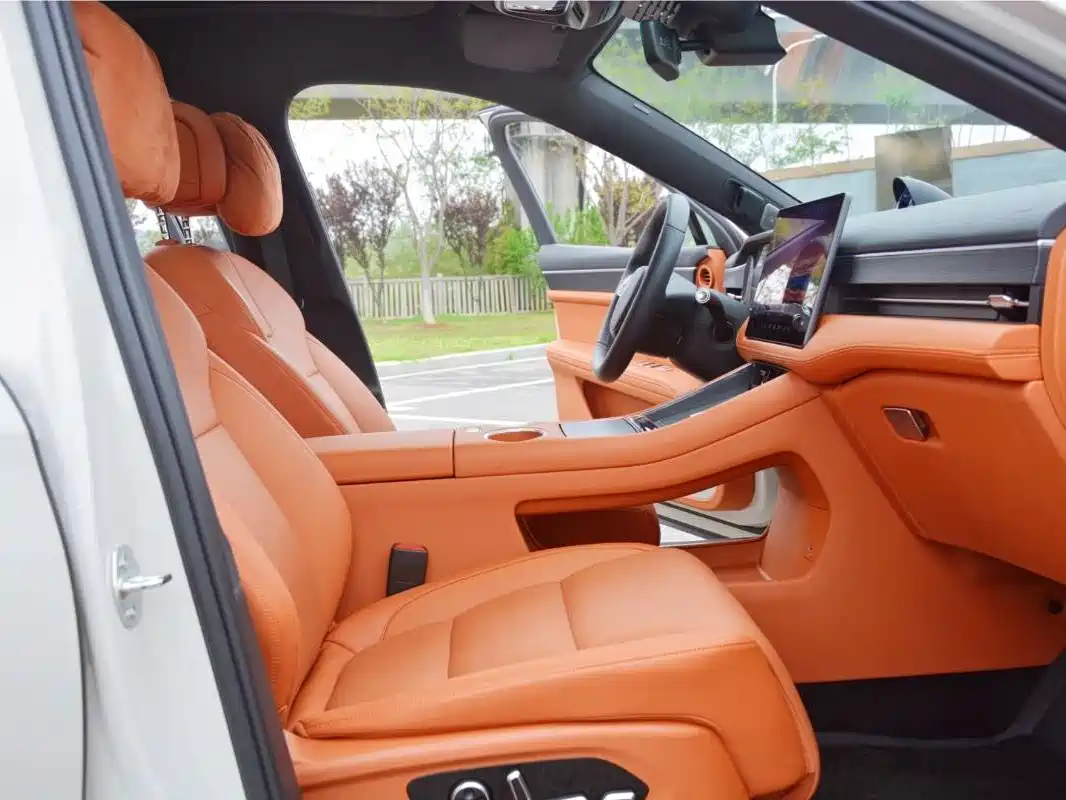 AITO Wenjie AITO M5 2025 Extended Range Ultra AWD фото 11