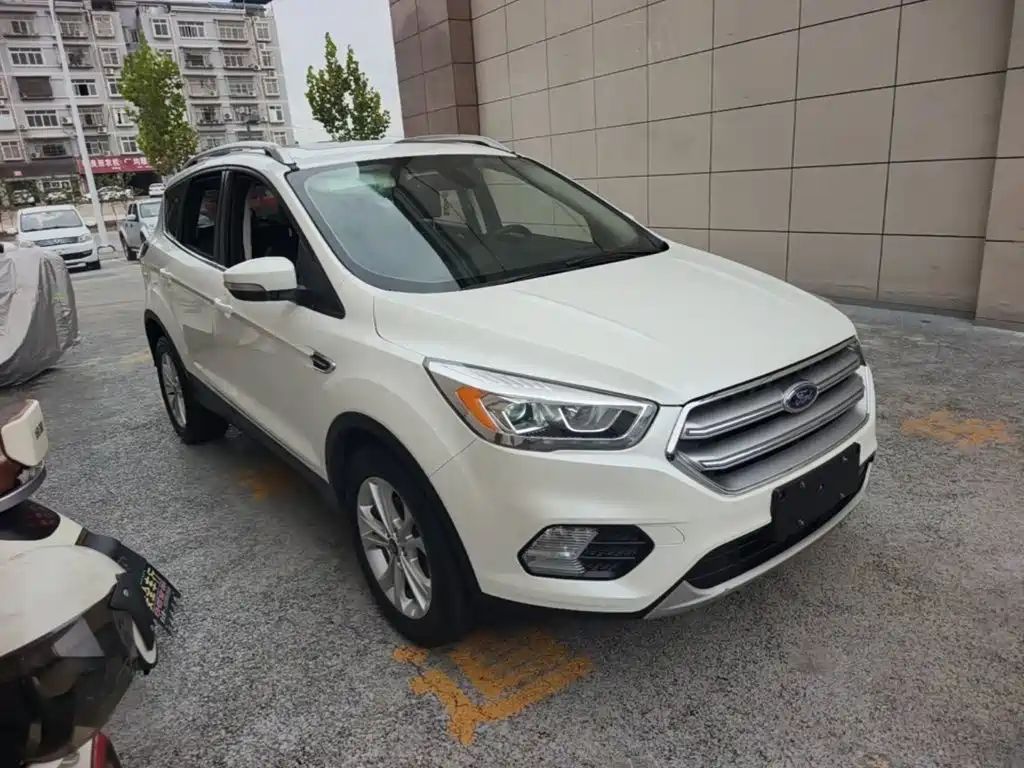 Ford Kuga 2019 2018 Facelift EcoBoost 180 FWD Boyi Edition