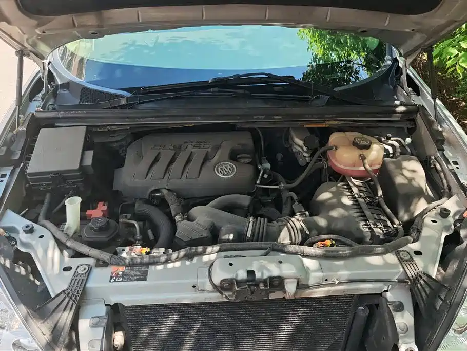 Buick GL8 2013 2.4L Executive Edition фото 10