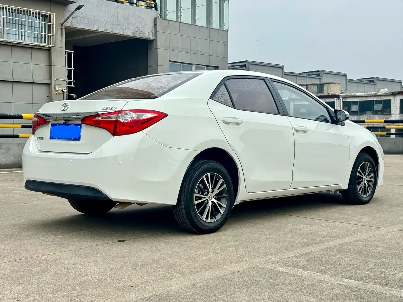 Toyota Levin 2016 1.6G CVT Elite Edition фото 4