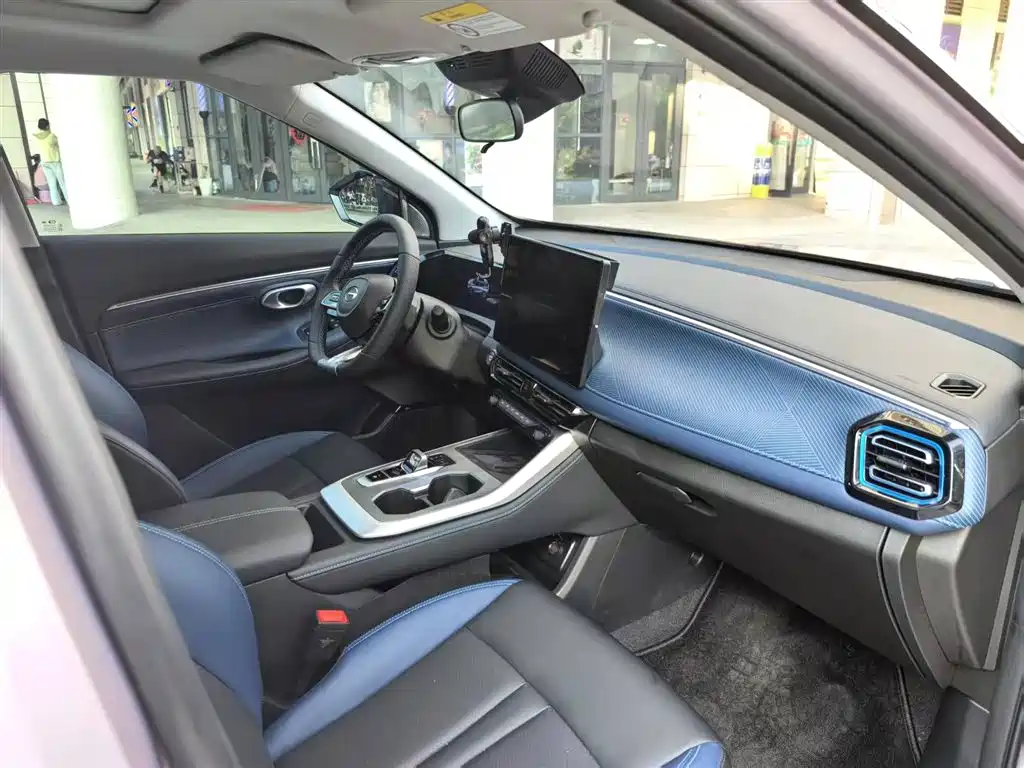 GAC Trumpchi Trumpchi GS3 2026 Model Shadow Speed 270T Power Intelligence Edition фото 3