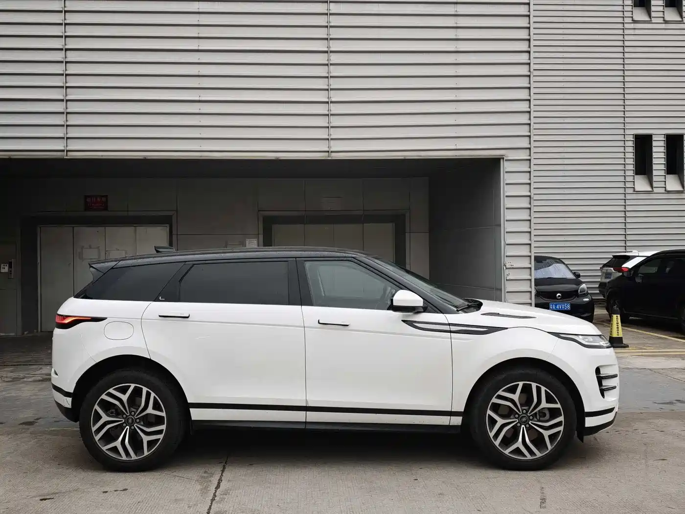 LAND ROVER RANGE ROVER AURORA