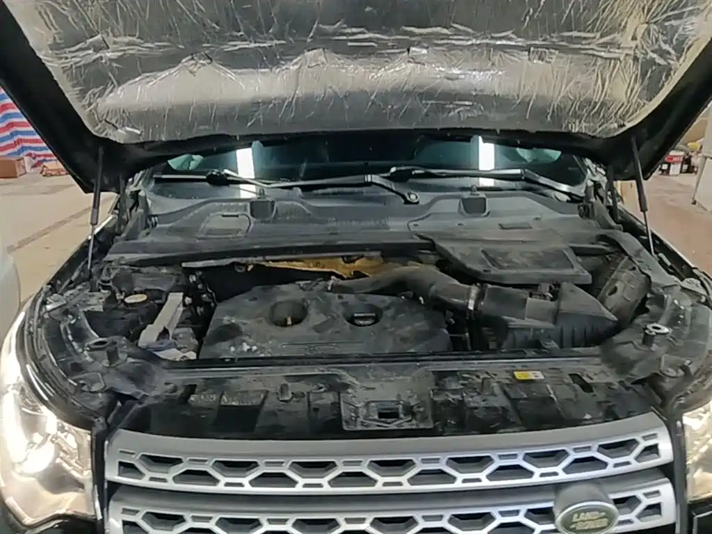 Land Rover Discovery Sport 2016 2.0T HSE фото 10