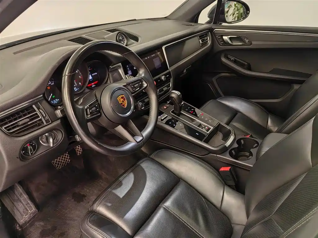Porsche Macan 2022 Macan 2.0T фото 16