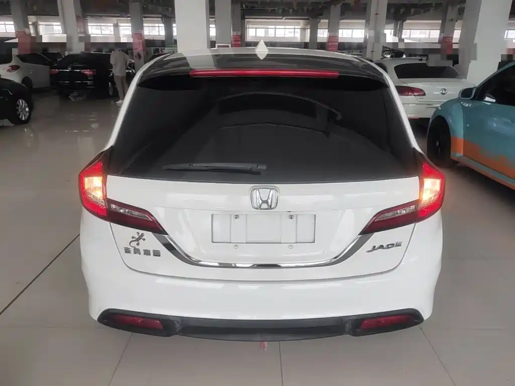 Honda Jade 2016 2013 1.8L Automatic Comfort Edition 5-seater