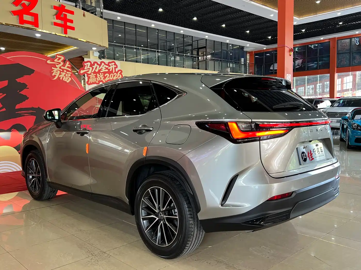 Lexus NX 2023 350h FWD Dynamic Edition фото 4