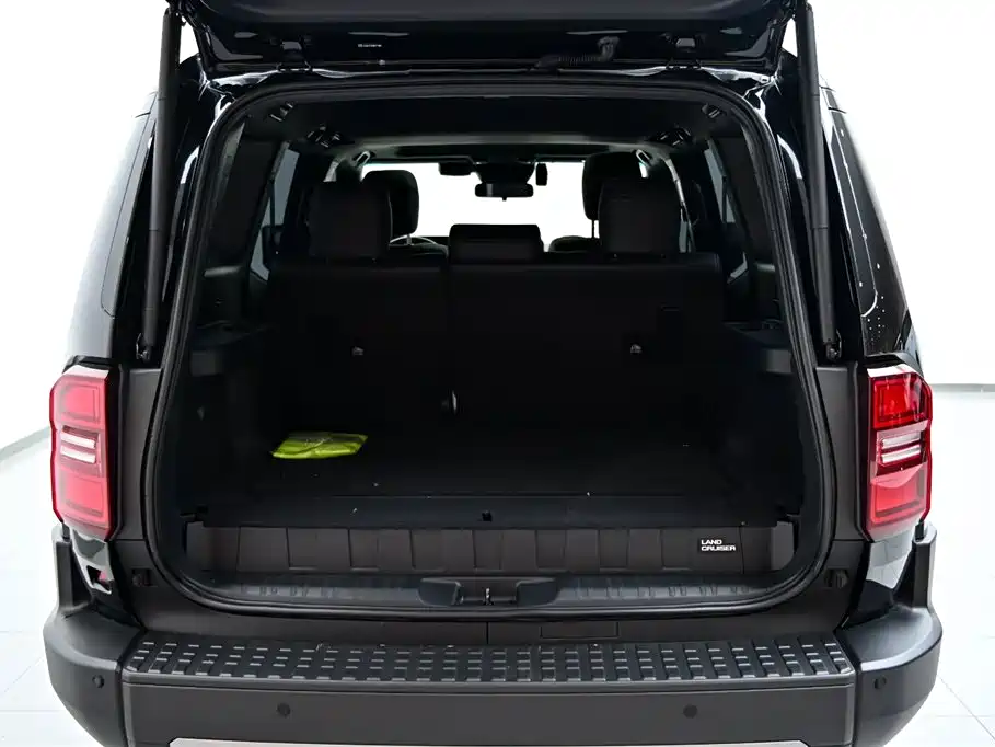 Toyota Prado 2024 2.4T All-Terrain TX Edition 5-Seater фото 35