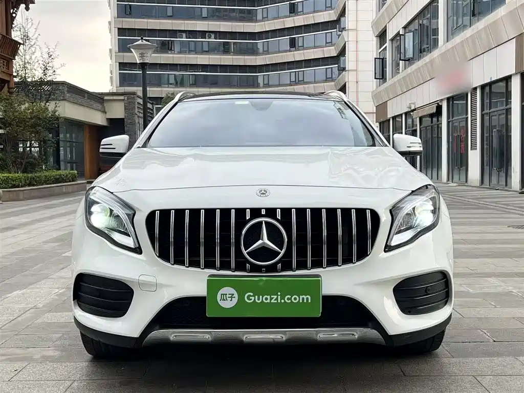 Mercedes-Benz GLA 2019 GLA 200 Fashion фото 3