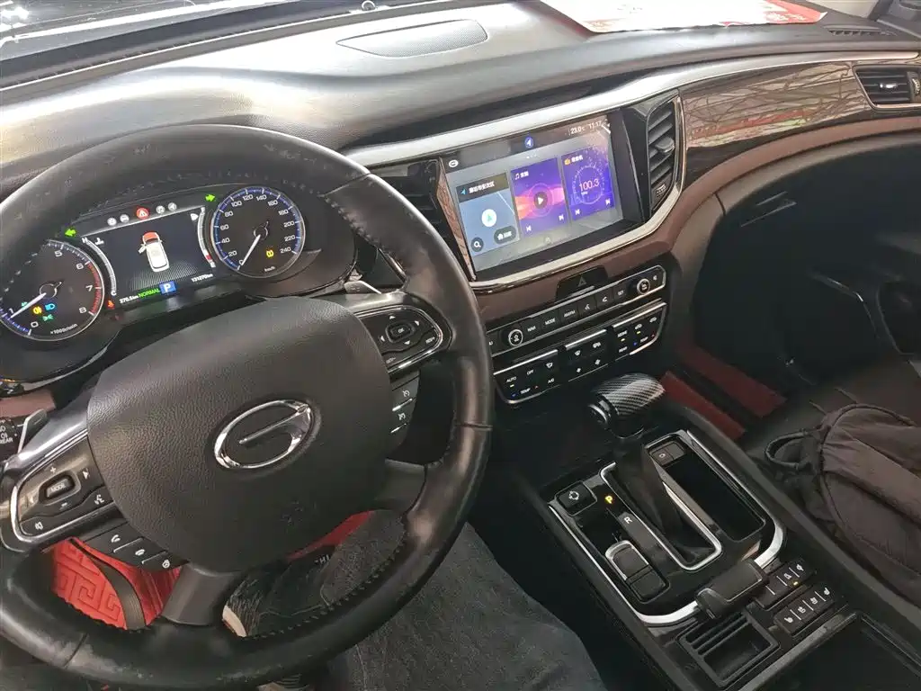 GAC Trumpchi Trumpchi GS8 2017 320T 2WD Luxury Smart Connect (7-seater) фото 10