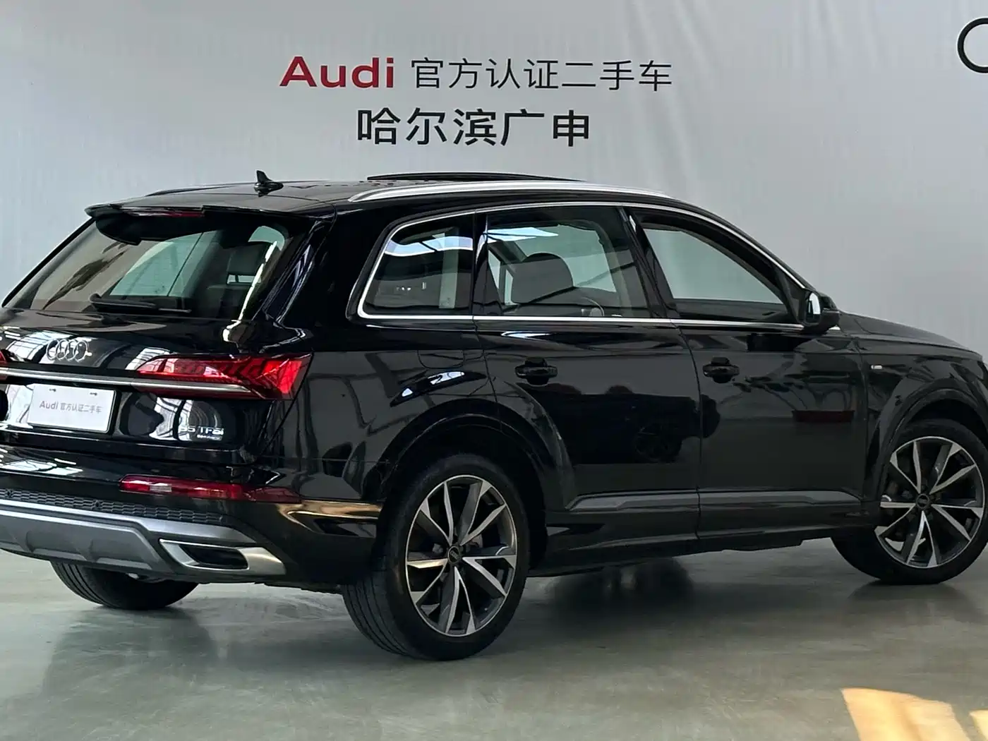 Audi Q7 2023 55 TFSI quattro S line Sport фото 2