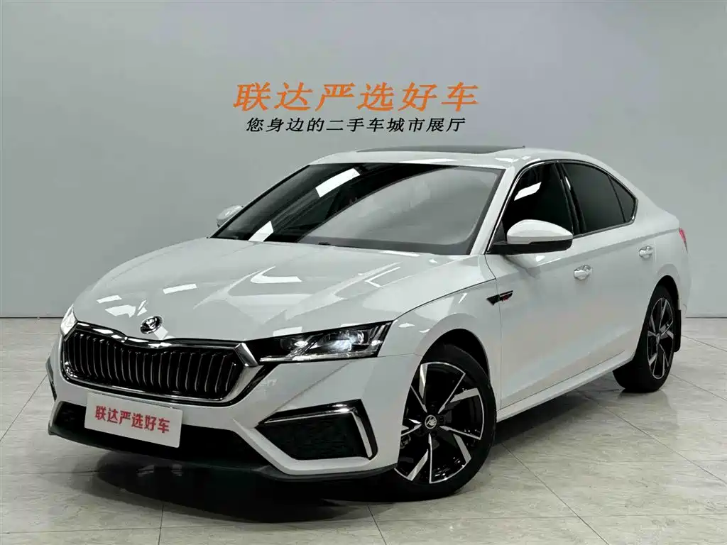 Škoda Octavia 2023 Facelift PRO TSI280 Premium Edition