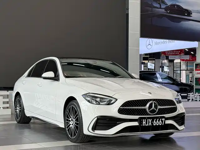 Mercedes-Benz C-Class 2022 C 260 L Sport Edition — фото 3