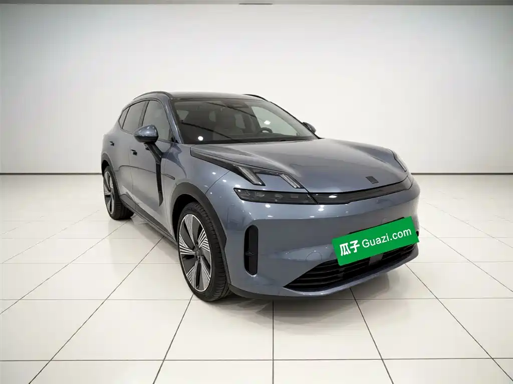 Lynk & Co 08 EM-P 2023 220km 4WD Performance Halo фото 7
