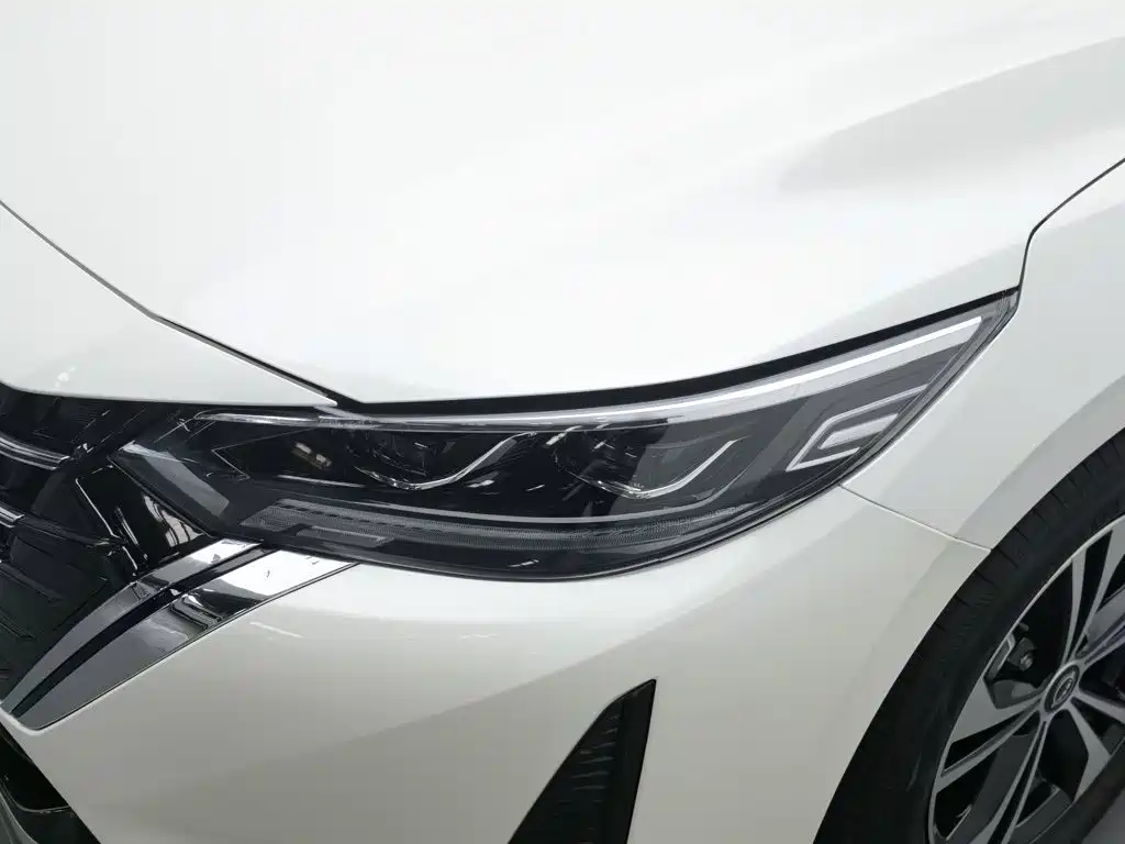 Nissan SYLPHY, миниатюра 7