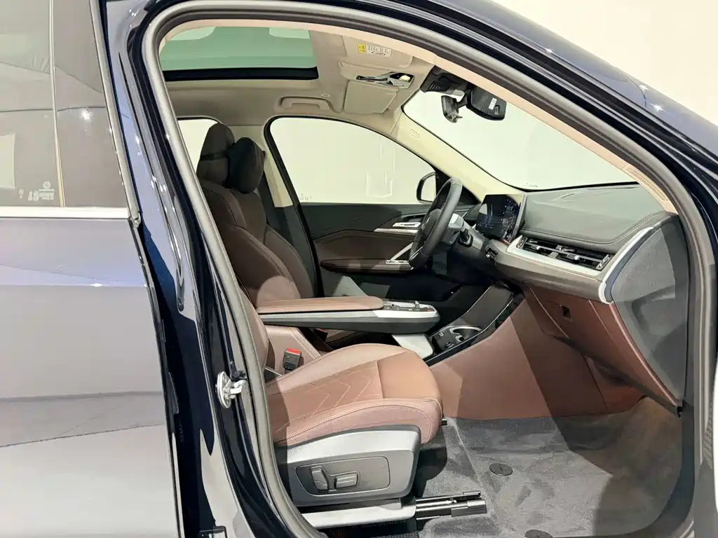 BMW X1 2025 2024 sDrive25Li M Sport Package
