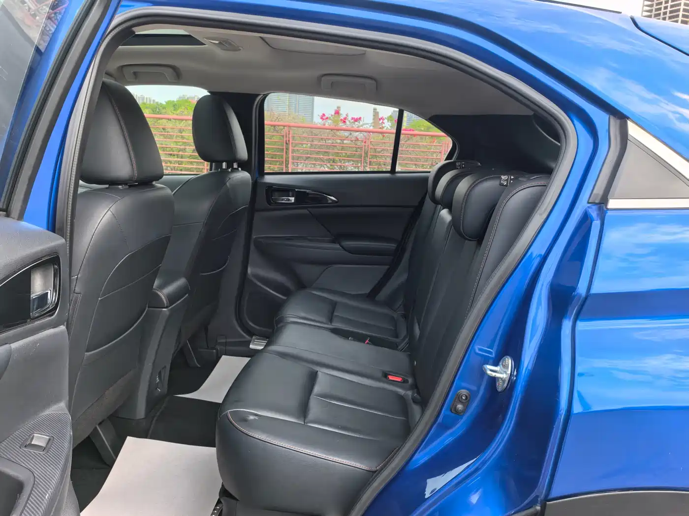 Mitsubishi Eclipse Cross 2019 1.5T CVT 2WD Dream Edition China VI фото 12