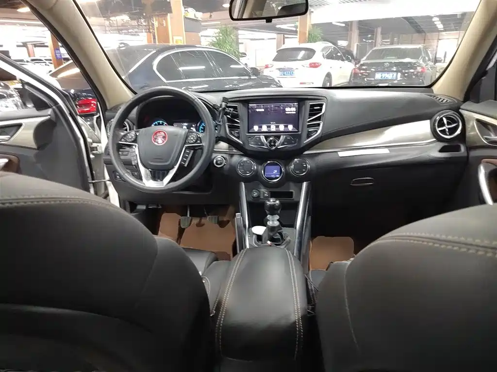 BYD Song 2017 Ultimate Upgrade 1.5TI Manual Elite Model фото 10