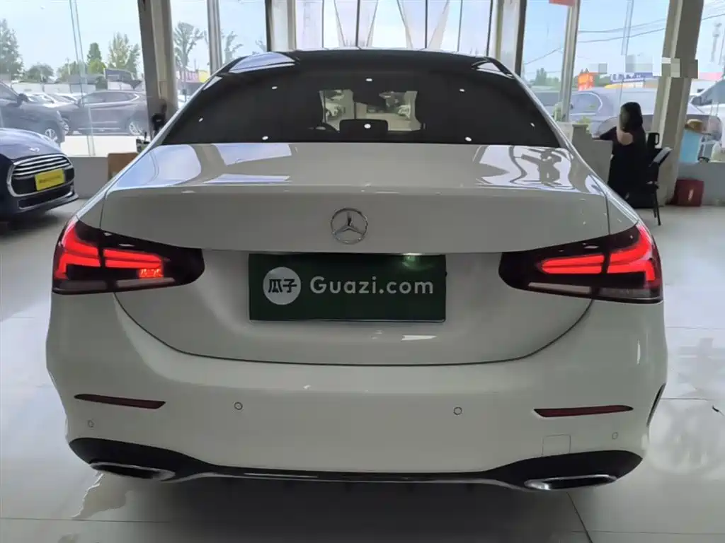Mercedes-Benz A-Class 2020 Facelift A 200 L Sport Sedan Fashion фото 6