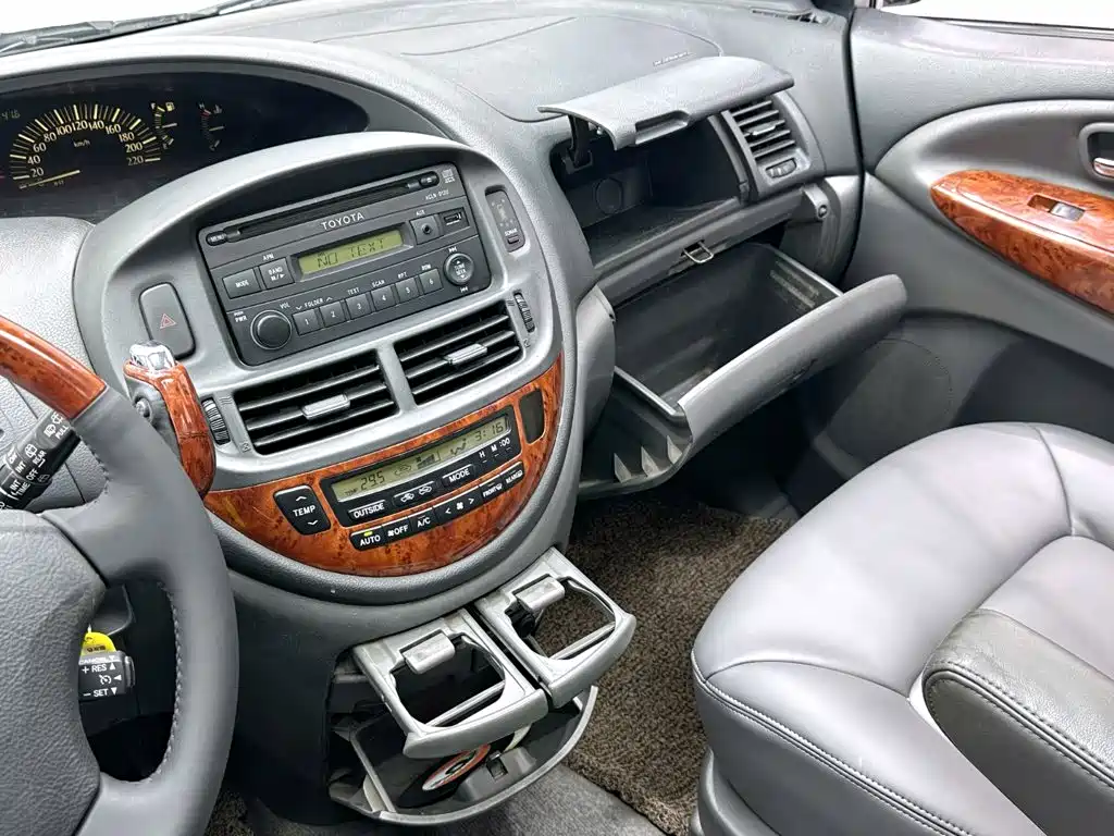 Toyota Previa 2005 2006 2.4L 7-seater Standard