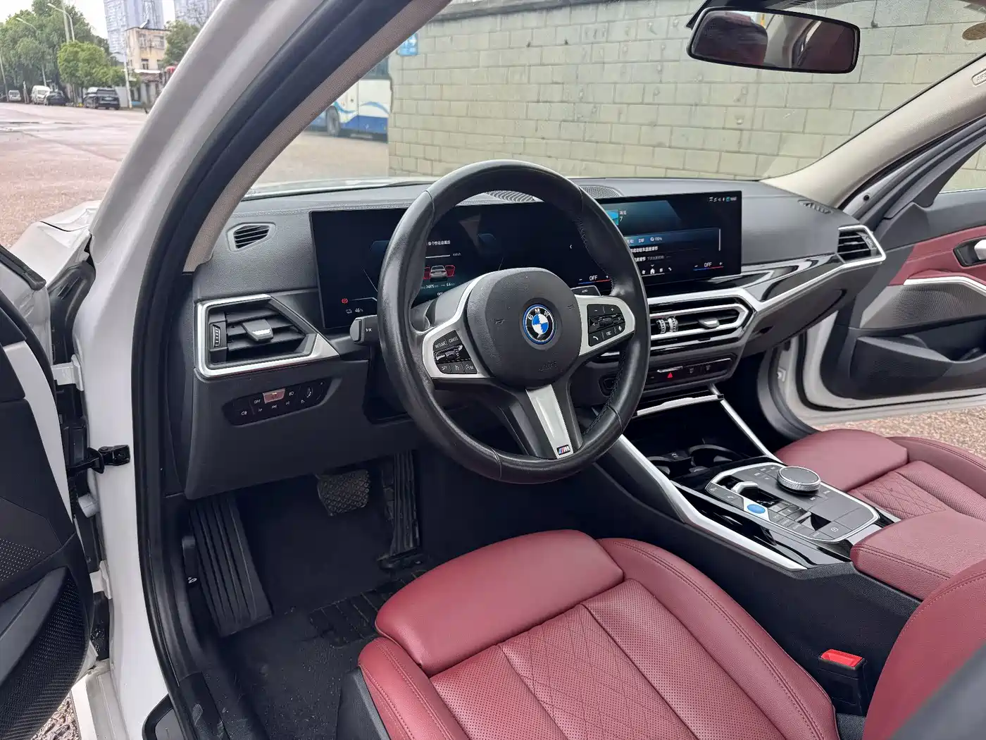 BMW i3 2024 eDrive 35 L фото 6
