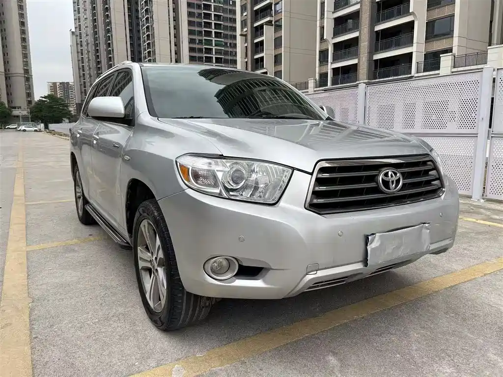 Toyota Highlander 2009 2.7L 2WD 5-seater Sport Edition фото 3