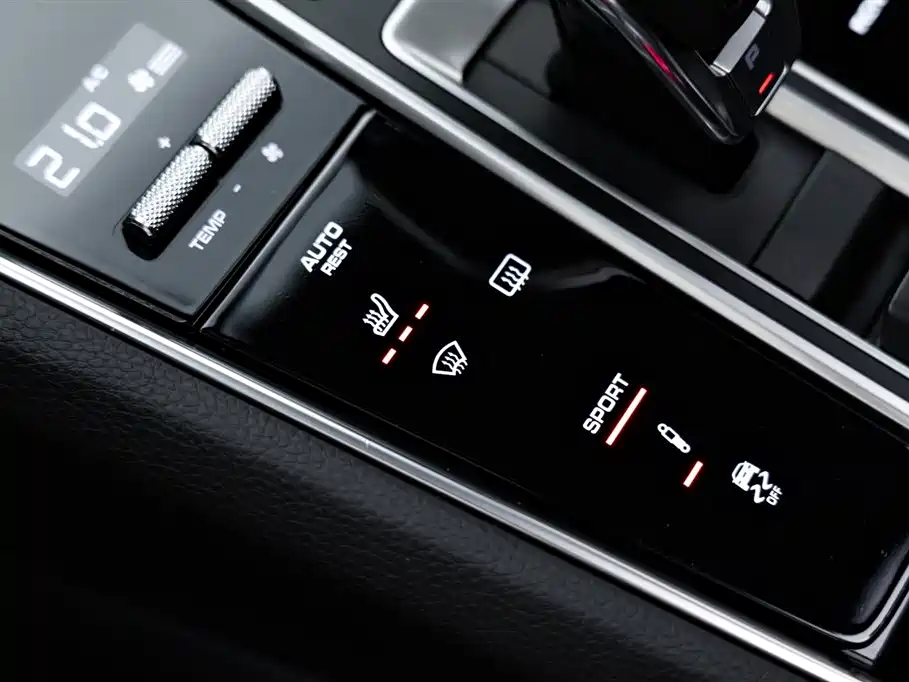 Porsche Panamera 2017 Panamera 3.0T фото 19