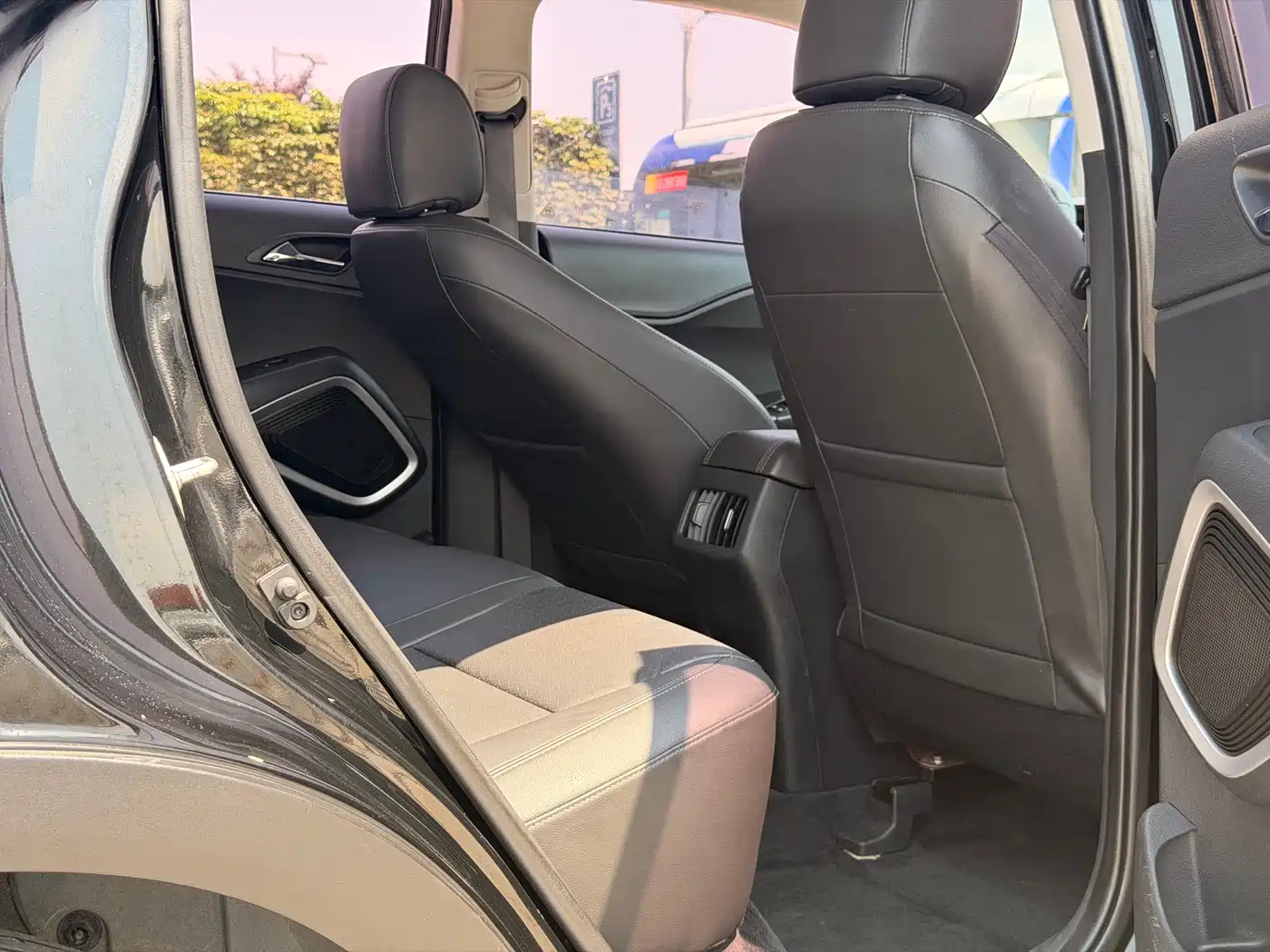 Hyundai Beijing Hyundai ix35 2018 2.0L Automatic 2WD Zhiyong·Enjoyment Edition фото 7
