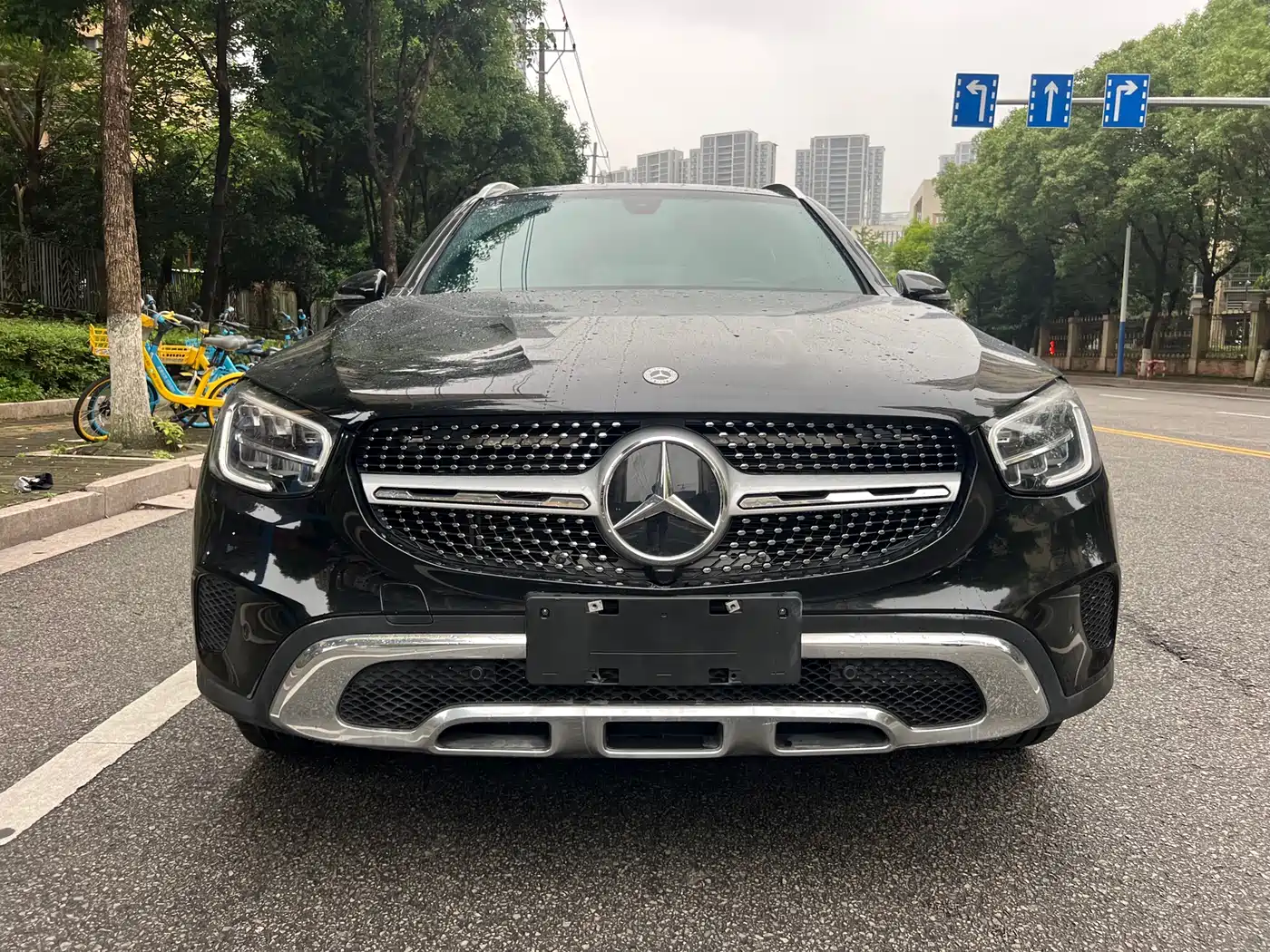 Mercedes-Benz GLC 2022 Facelift GLC 260 L 4MATIC Luxury Model фото 3