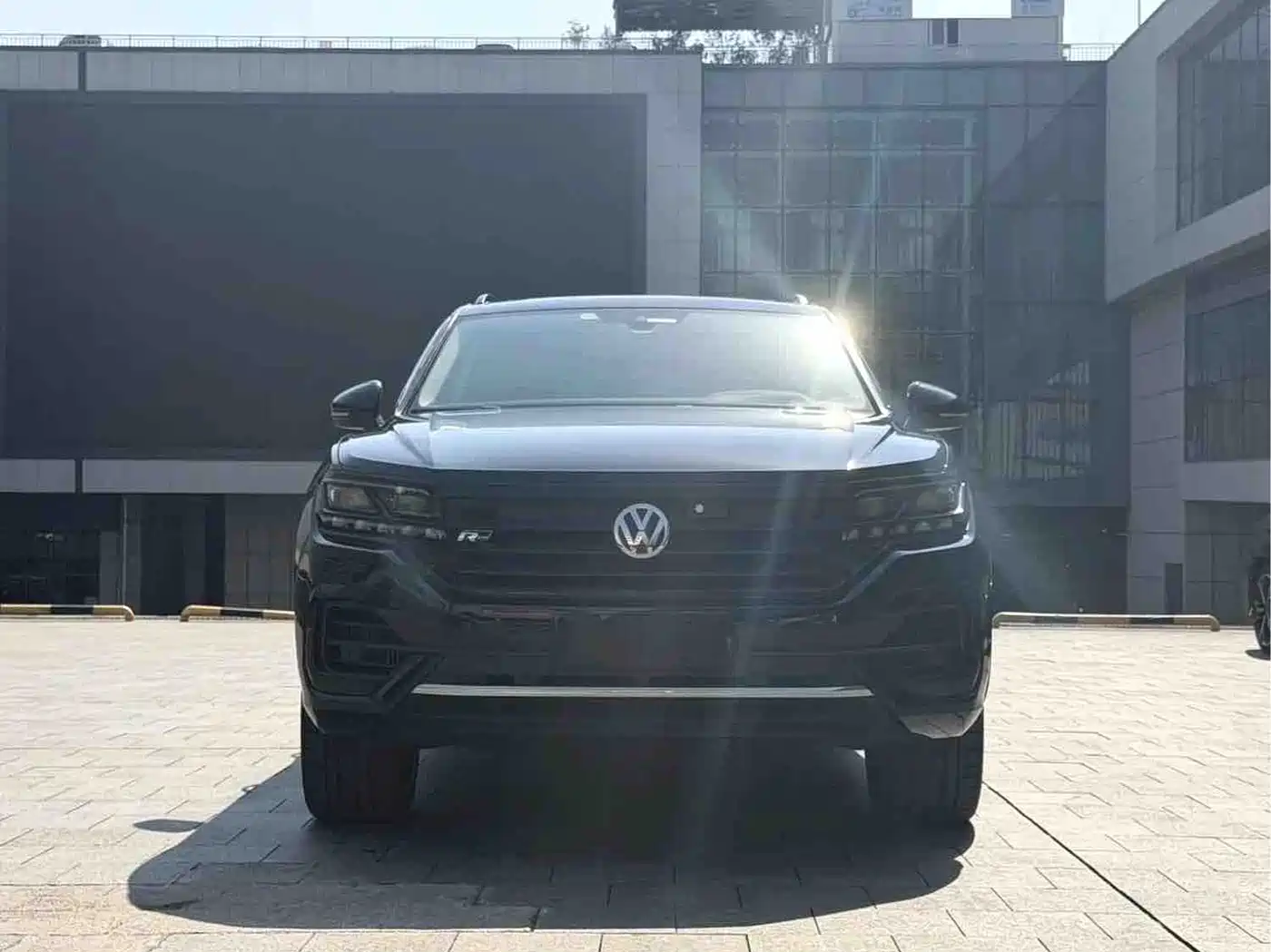 Volkswagen Touareg 2020 3.0TSI Premium Edition China VI фото 2