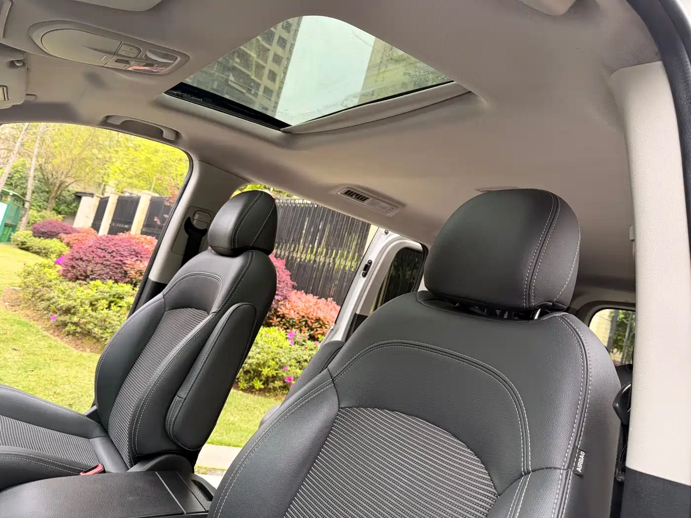 SAIC Maxus Maxus G10 2019 PLUS 2.0T Auto Elite China VI фото 40