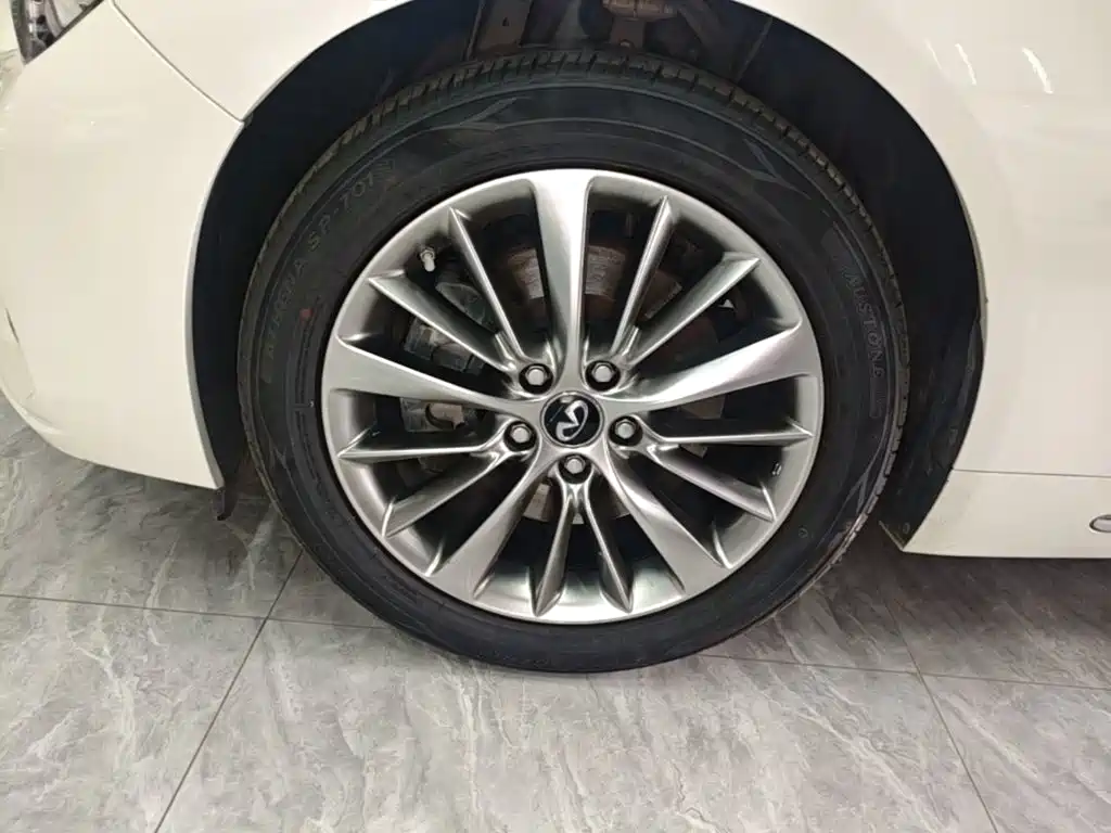 Infiniti Q50L 2021 2018 2.0T Leisure Edition (China VI)