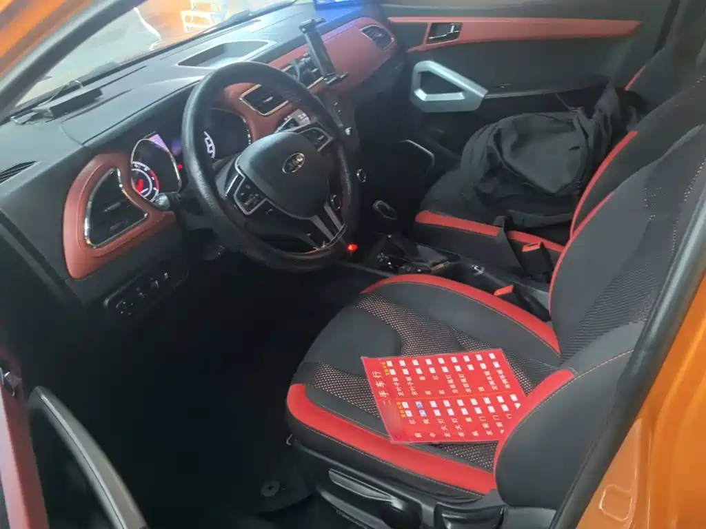 JAC Refine S2 2017 2017 1.5L CVT Luxury Connected