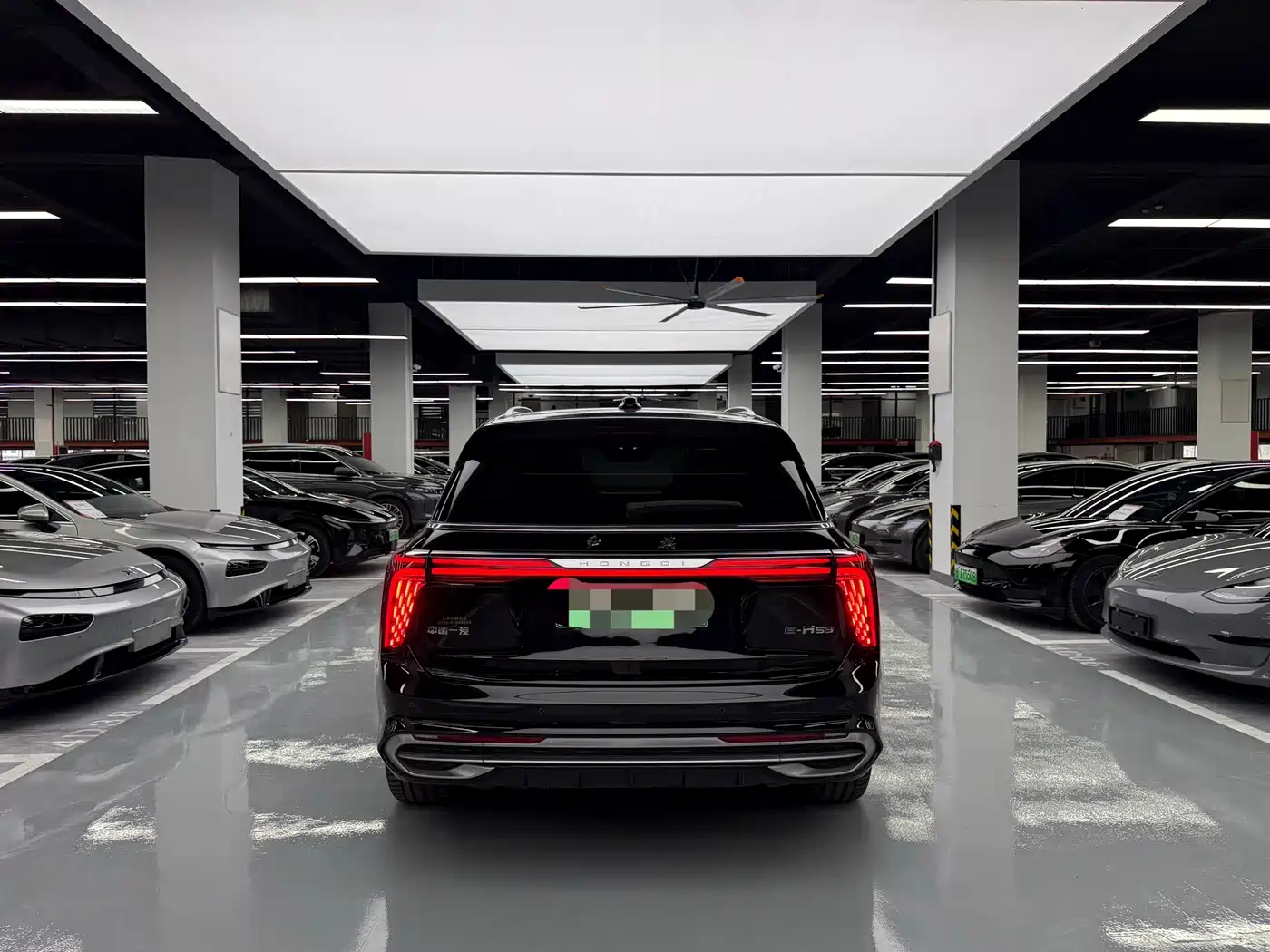 Hongqi E-HS9 2023 2021 510km Flagship Comfort 6-seater