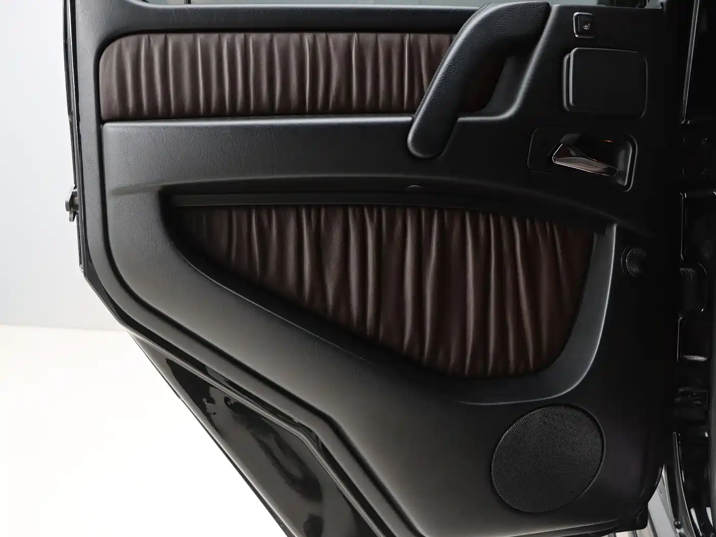 Mercedes-Benz G-Class AMG 2013 AMG G 63 фото 26