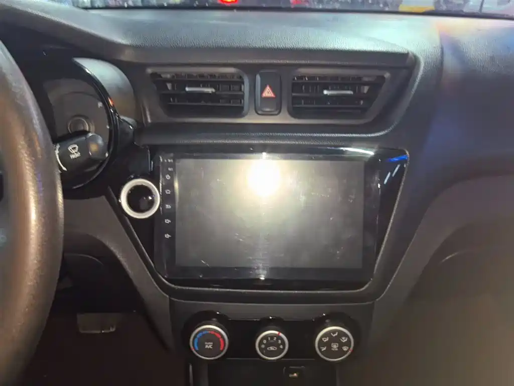 Kia K2 2015 Sedan 1.4L AT GLS фото 13