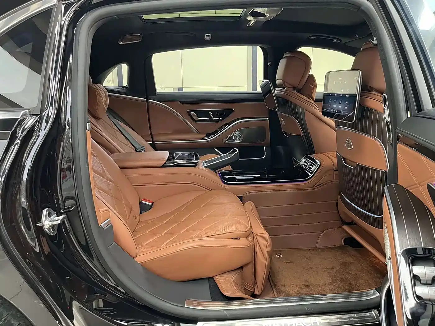 Mercedes-Benz Maybach S-Class 2022 S 680 4MATIC фото 7