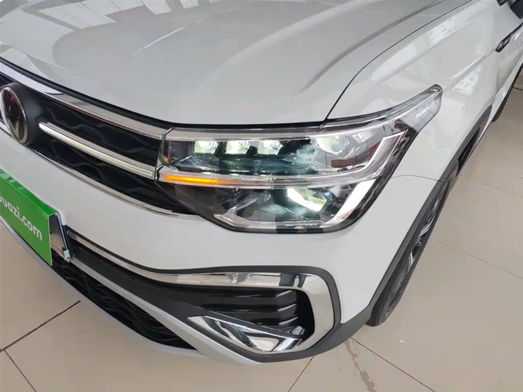 Volkswagen Tharu 2024 300TSI 2WD Full Moon Edition фото 24