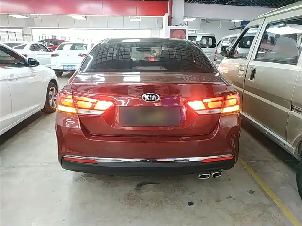 Kia K4 2015 1.8L Automatic GLS Special фото 6